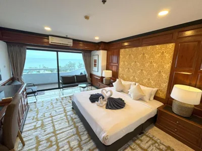 Sea view apartment with jacuzzi at Patong Tower – Foto’s 15